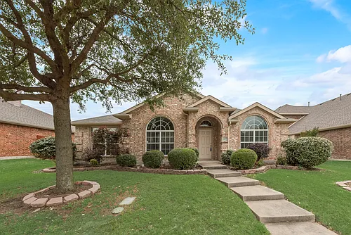 1077 Hampton Bay Dr Photo 1