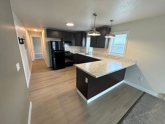 3rd image of 238 W 8th St APT 31