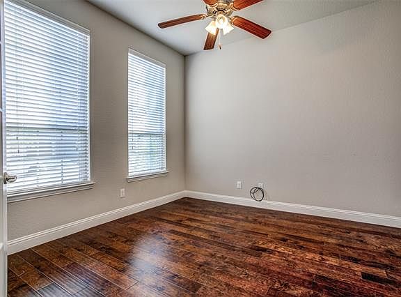 5th image of 6825 Westbury Dr