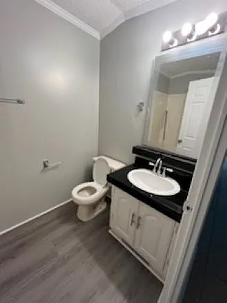 211 E 1st St #8 — Photo 8