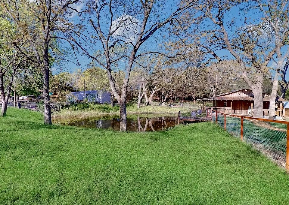 1st image of 4095 Red Oak Ln
