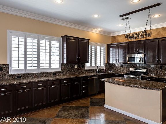 3rd image of 9943 Shadymill Ave