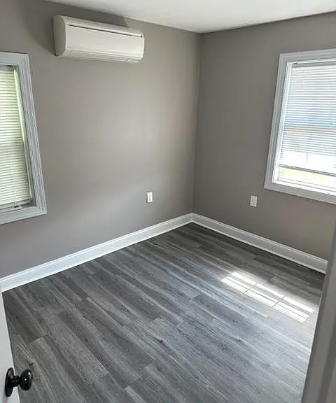 4784 Dupont Pkwy #2 — Photo 8