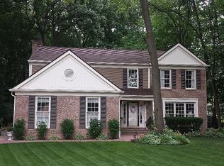 3440 Park Forest Dr, West Bloomfield, MI