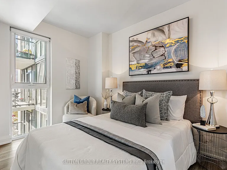 1461 Lawrence Ave SW #611 — Photo 18