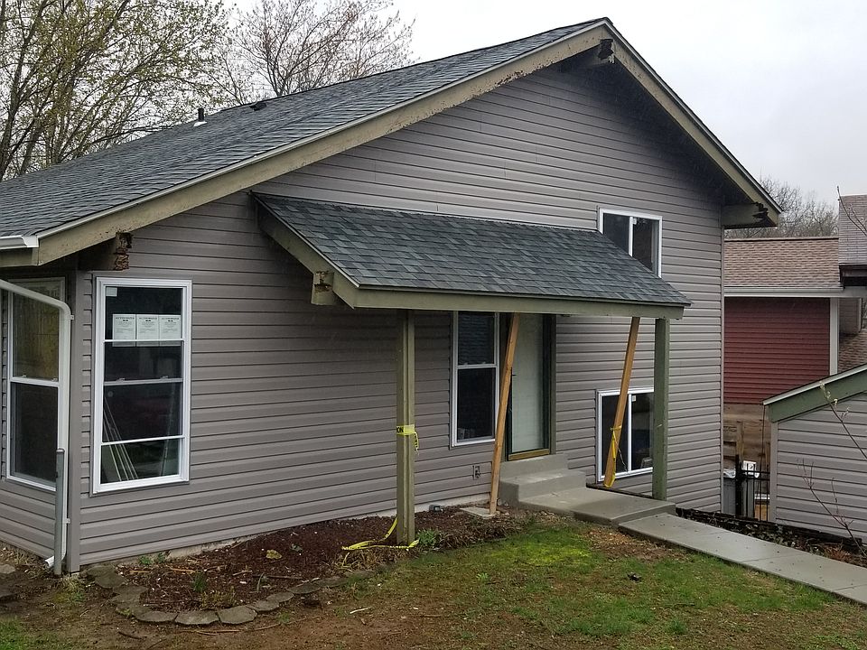 2nd image of 418 Echo Hill Dr