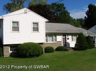 255 Carverton Rd, Trucksville, PA 18708