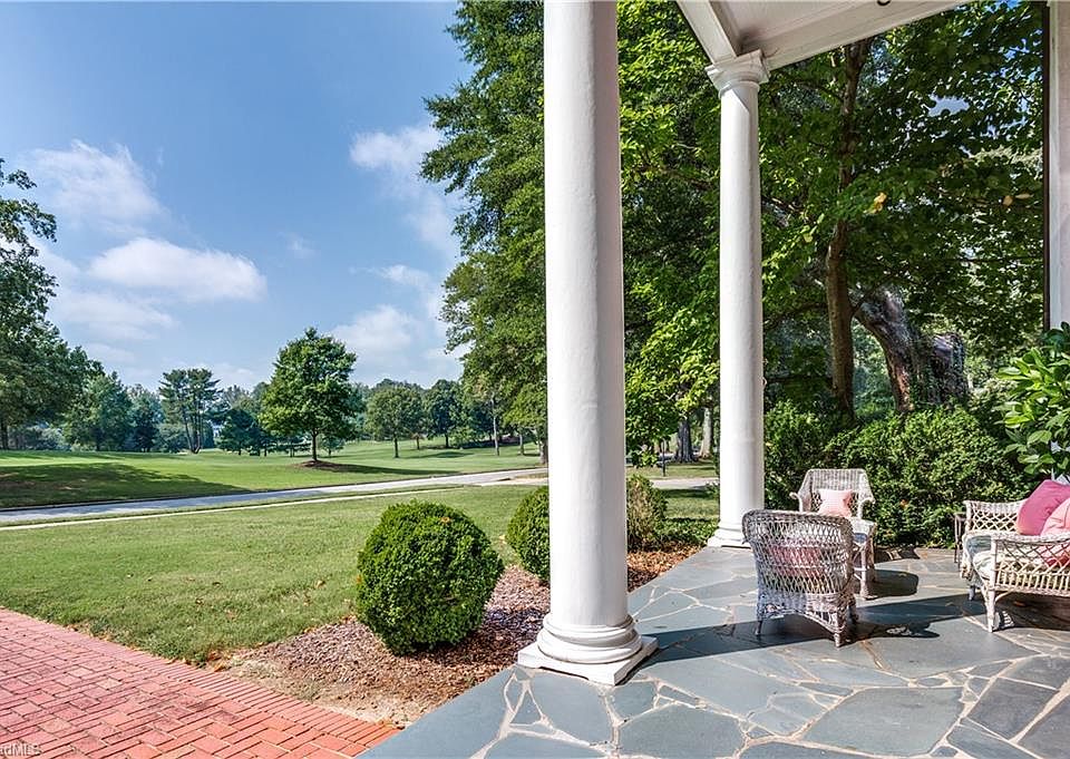 1st image of 510 Country Club Dr