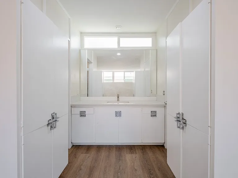 432 S Sierra Madre Blvd #1 — Photo 25