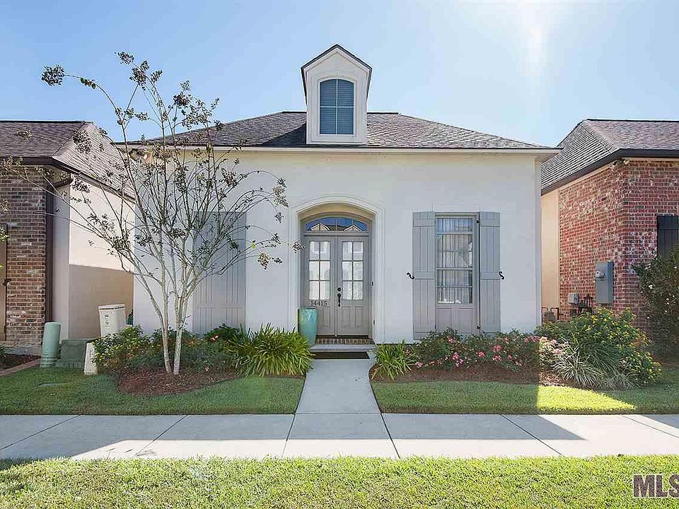 1st image of 14415 Villa Carre Dr