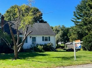 40 Old Bolton Rd, Hudson, MA 01749