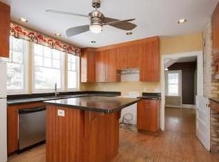 2464 Como Ave, Saint Paul, MN 55108