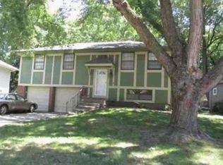14821 S Bradley Dr, Olathe, KS 66062