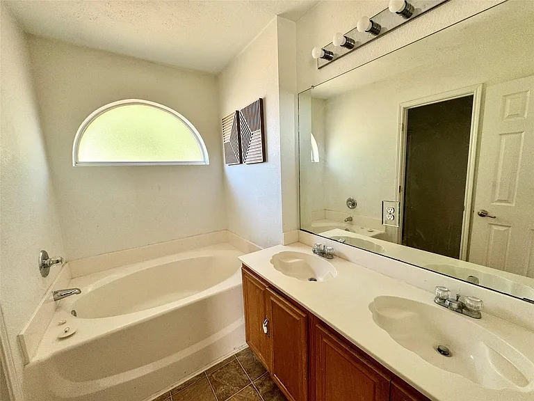 1425 Teal Way — Photo 10