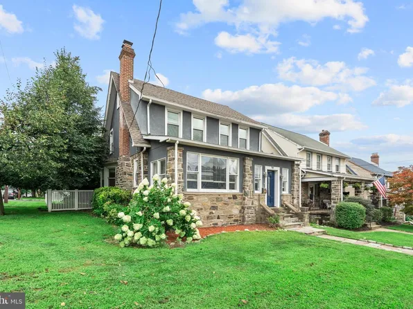 300 E Township Line Rd, Havertown, PA 19083