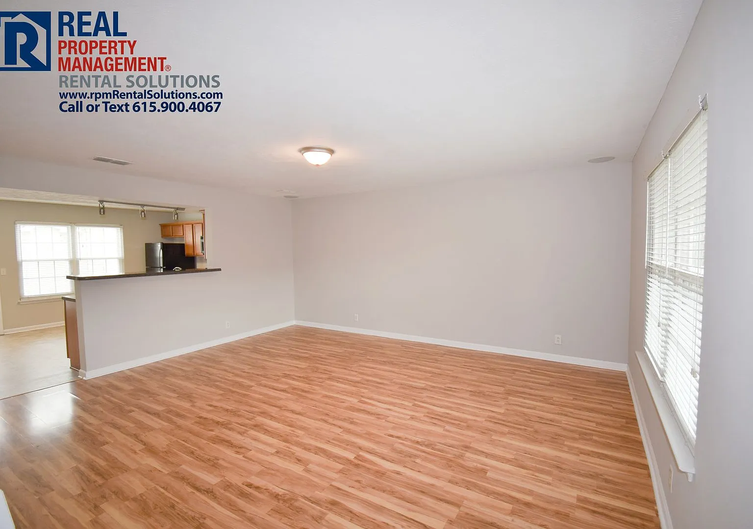 Wonderful 2bd 2.5ba townhome in highly desirable Blackman area! — Photo 2