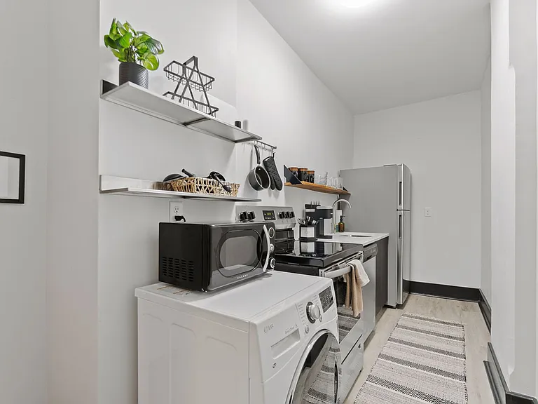 1232 W Washington Blvd — Photo 11