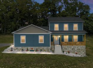 645 Slonaker Ln, Martinsburg, WV 25405