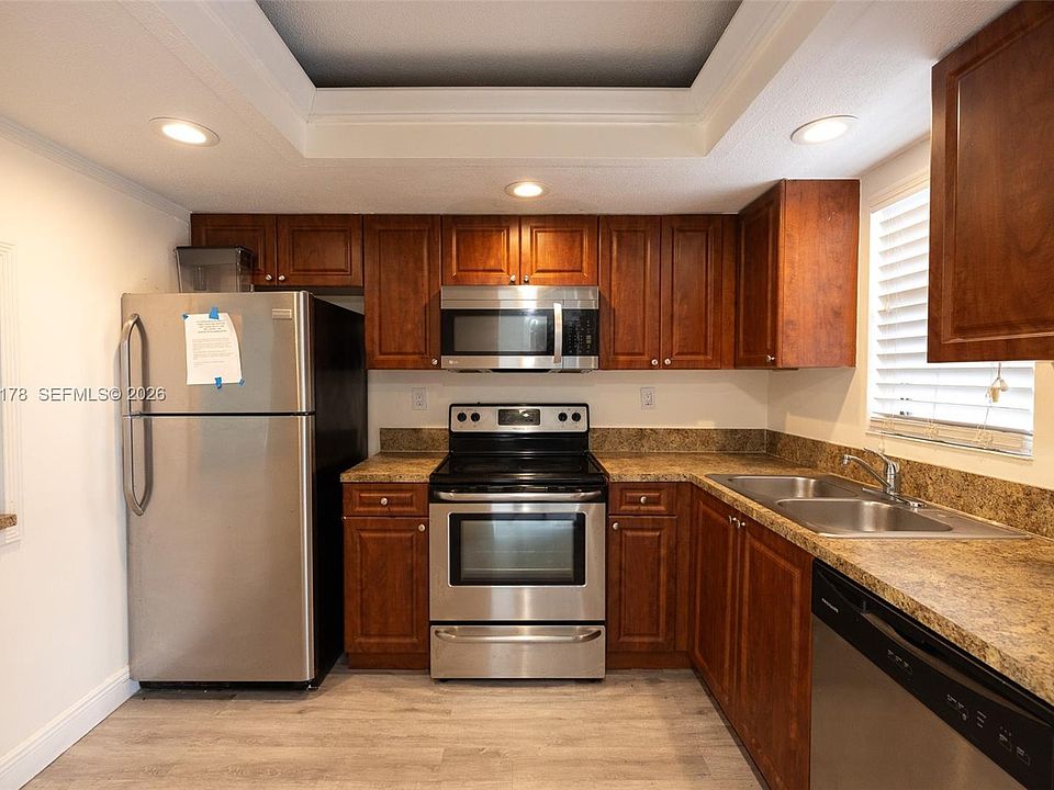 1st image of 9235 8th St APT 403
