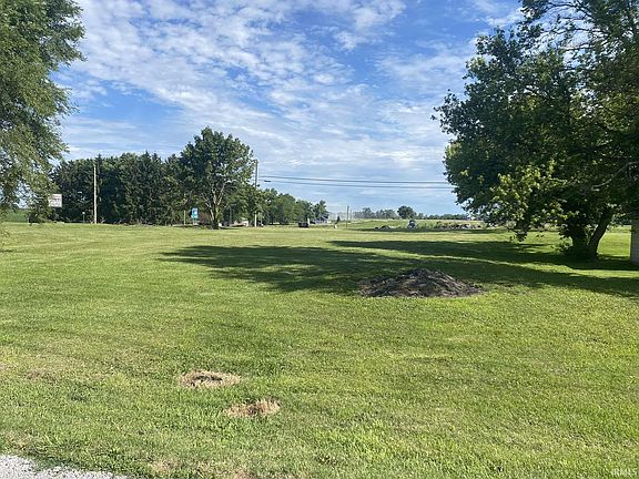 3rd image of 1032 Us Highway 6