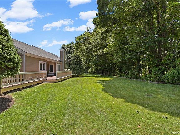 3rd image of 758 Heritage Hills #B
