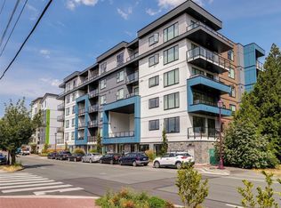 842 Orono Ave #405, Langford, BC V9B 2T8