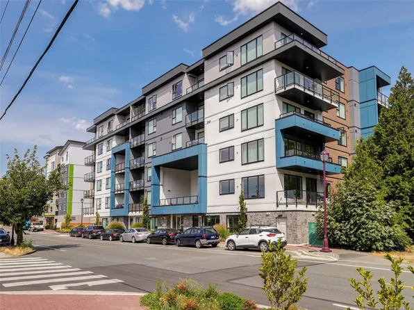 842 Orono Ave #405, Langford, BC V9B 2T8