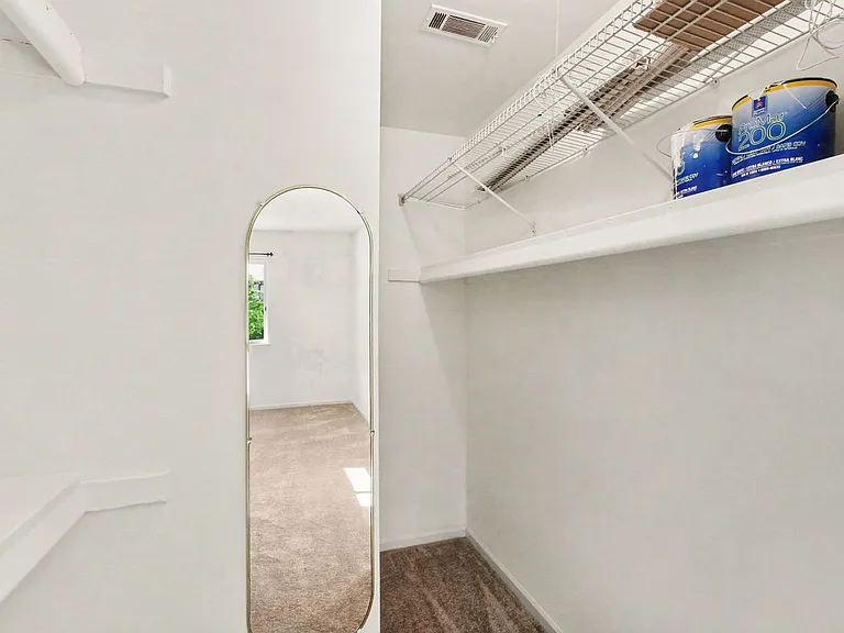 902 Dogwood Ct — Photo 22
