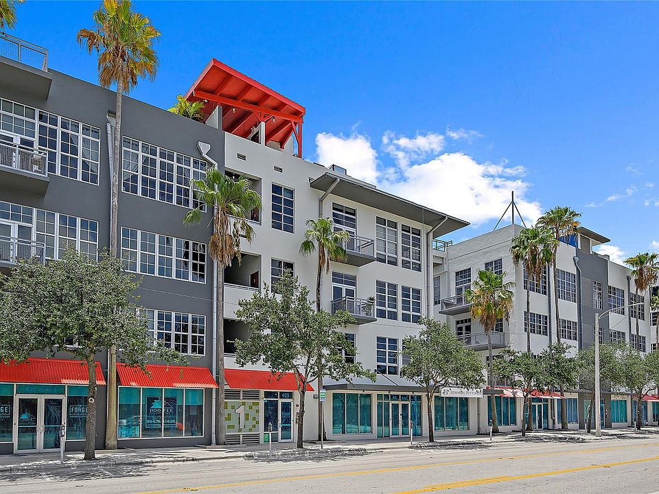 1st image of 425 N Andrews Avenue #301