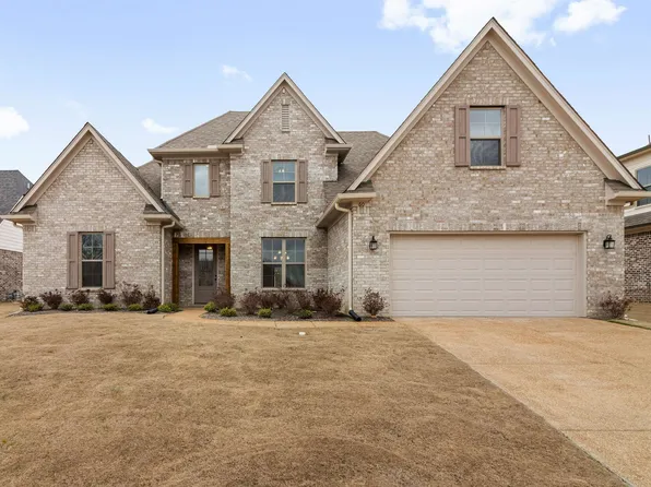 60 Sugalina Valley Dr, Oakland, TN 38060