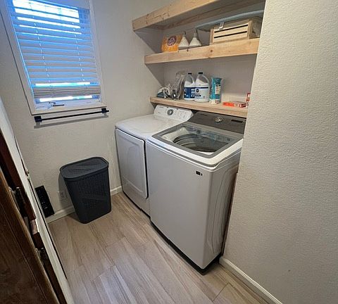 4th image of 521 W Montecito St APT 11
