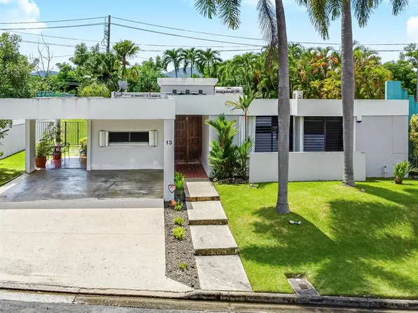 Caminos Del Monte Pedregal St #13, Guaynabo, PR 00971