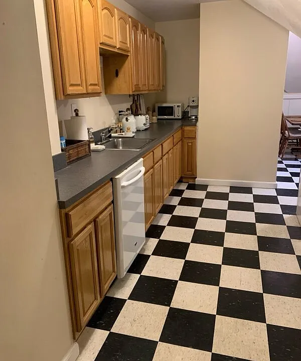 37 Maplewood Ave #3