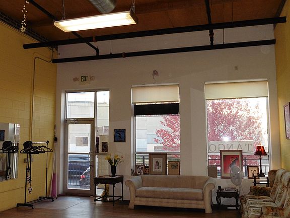 4th image of 209 Kalamath St Unit 16