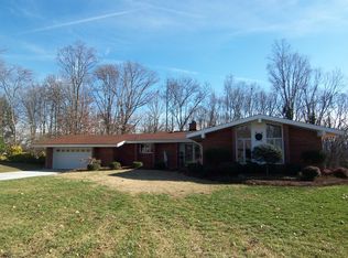 1805 Brentwood Dr, Greeneville, TN 37743