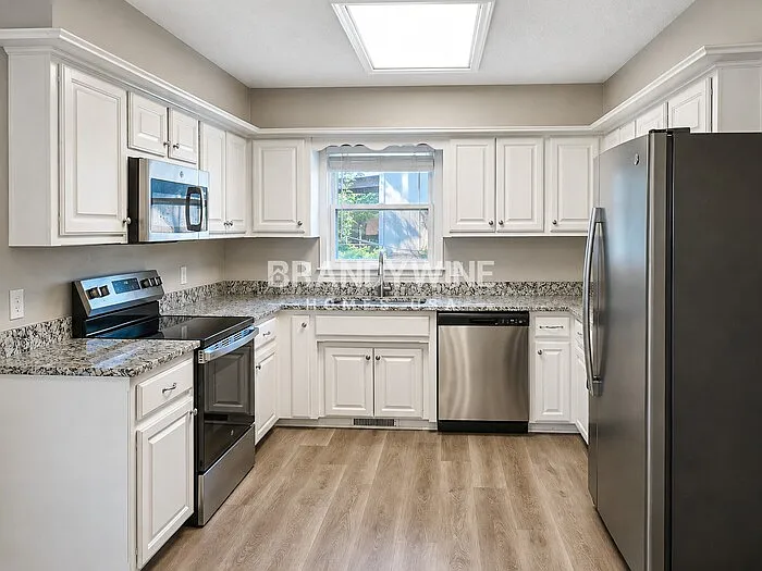 106 S Prairie Rose St — Photo 8
