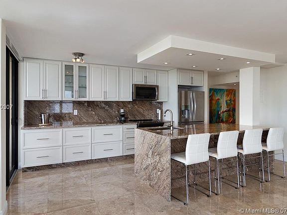2nd image of 2555 Collins Ave APT 1611