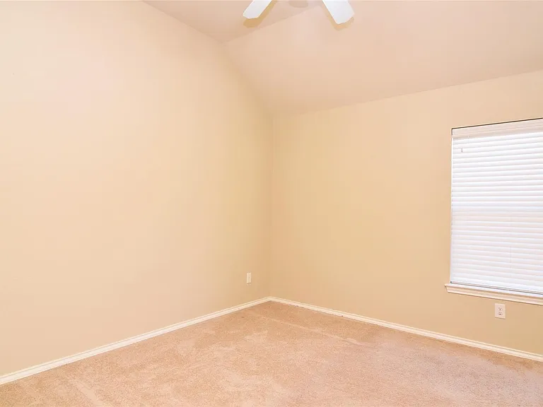1827 Vanderwilt Ln — Photo 13