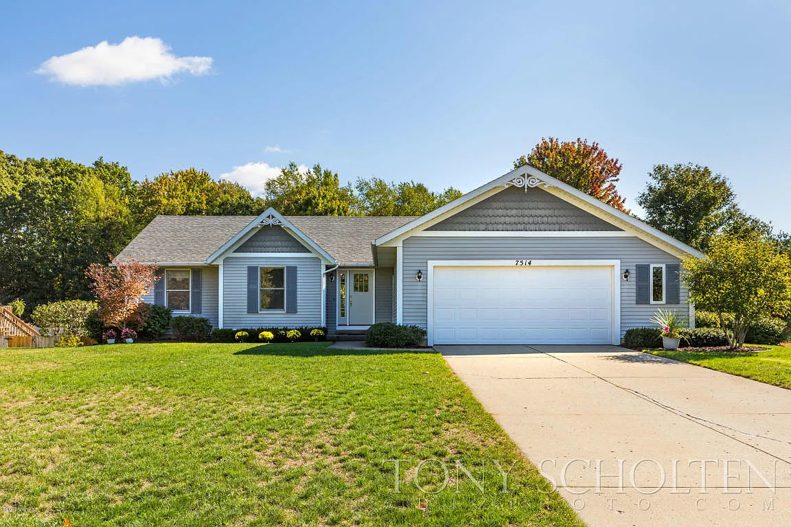 7514 Pheasant Run Dr photo 1