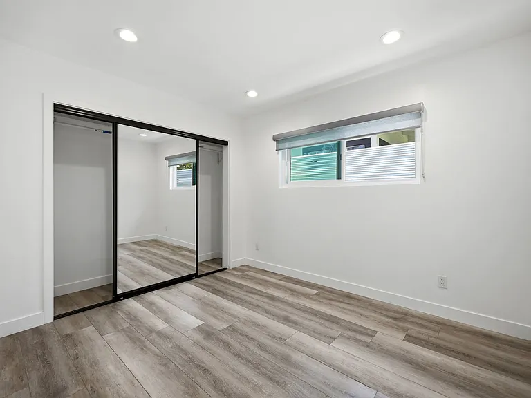 2561 W Avenue 30 — Photo 44