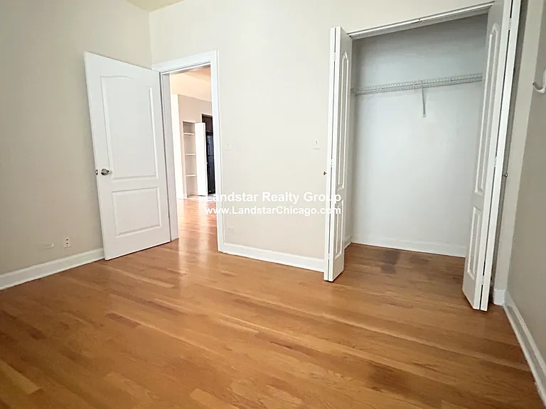 7460 N Greenview Ave #2 — Photo 10