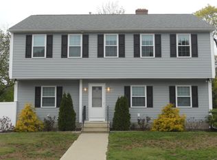 25 Atlantic Blvd, North Providence, RI 02911