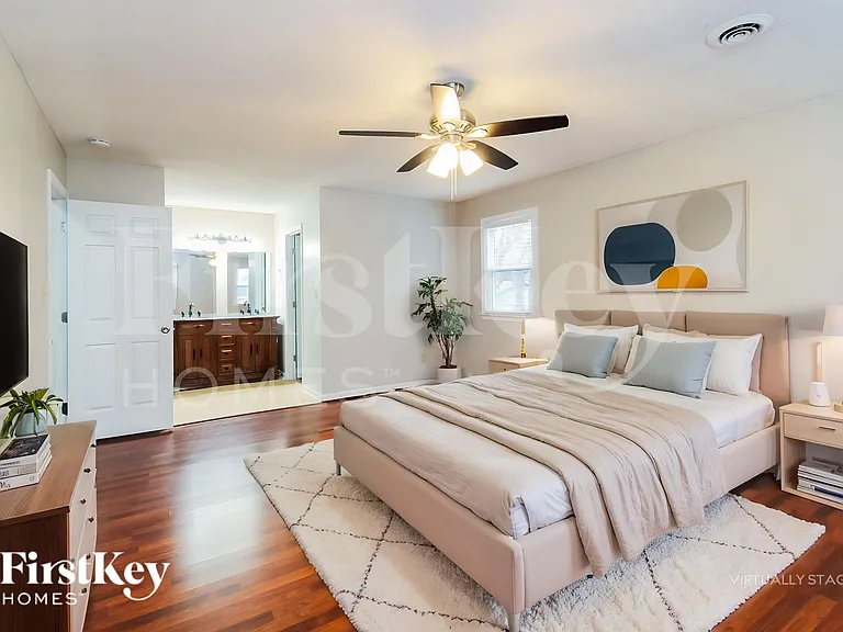 3005 Manchester Dr — Photo 10