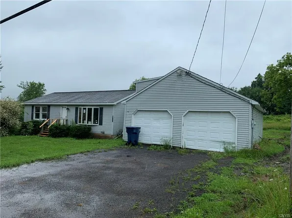 1723 County Route 12, Central Square, NY 13036