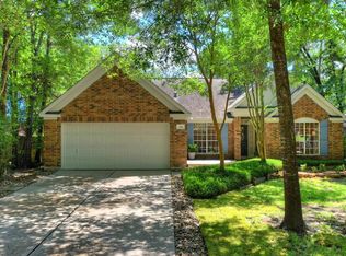 75 W Trillium Cir, The Woodlands, TX 77381