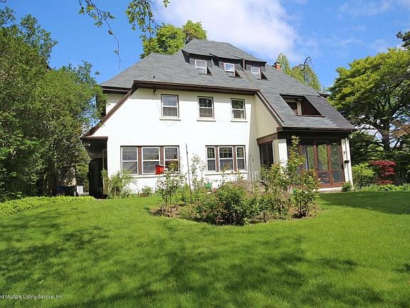 2nd image of 31 Howard Ave