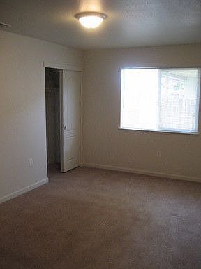 2nd image of 121 Duranta St APT A