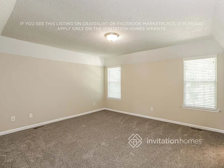 4216 Sturbridge Dr — Photo 9