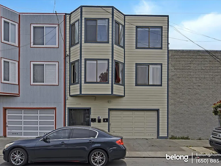 1475 Hawes St #B — Photo 4