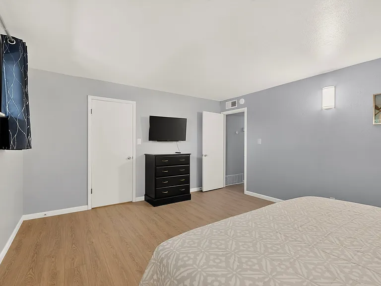 4707 Marquette Ave NE — Photo 23